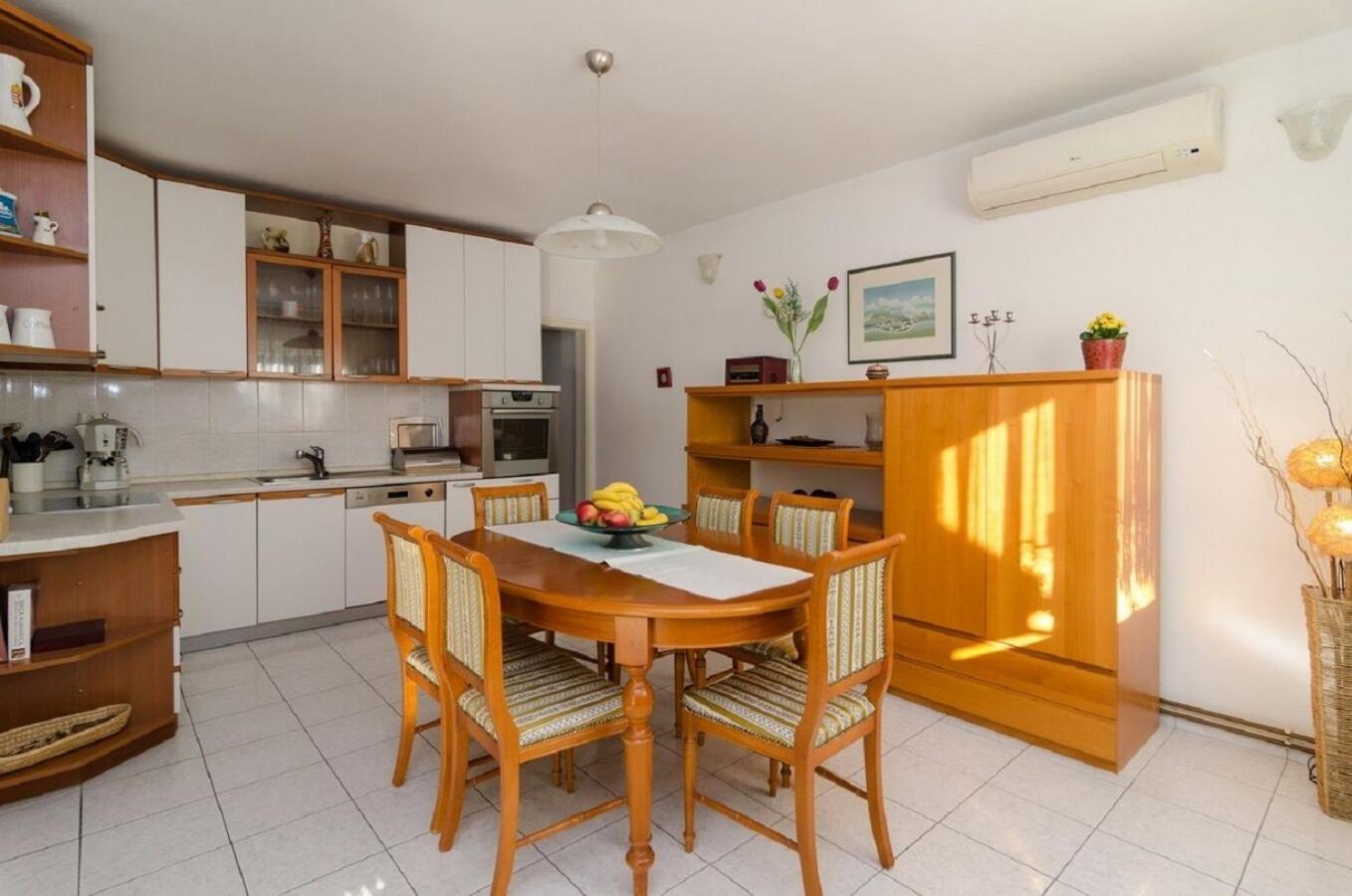 Holiday Home Old Town - Great Location Нин Екстериор снимка