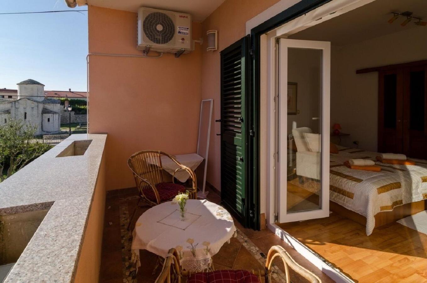 Holiday Home Old Town - Great Location Нин Екстериор снимка