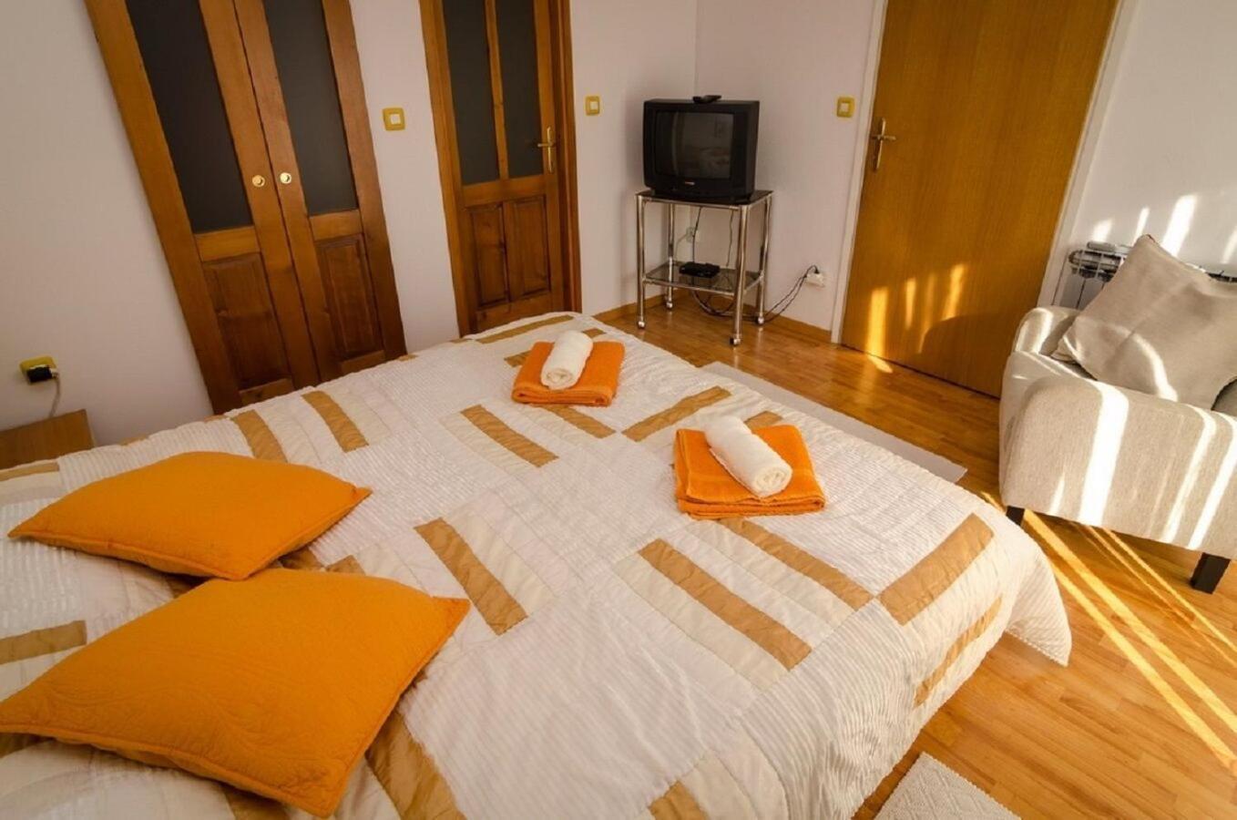 Holiday Home Old Town - Great Location Нин Екстериор снимка