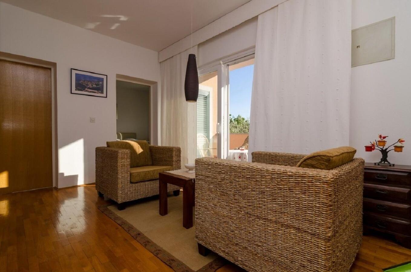 Holiday Home Old Town - Great Location Нин Екстериор снимка